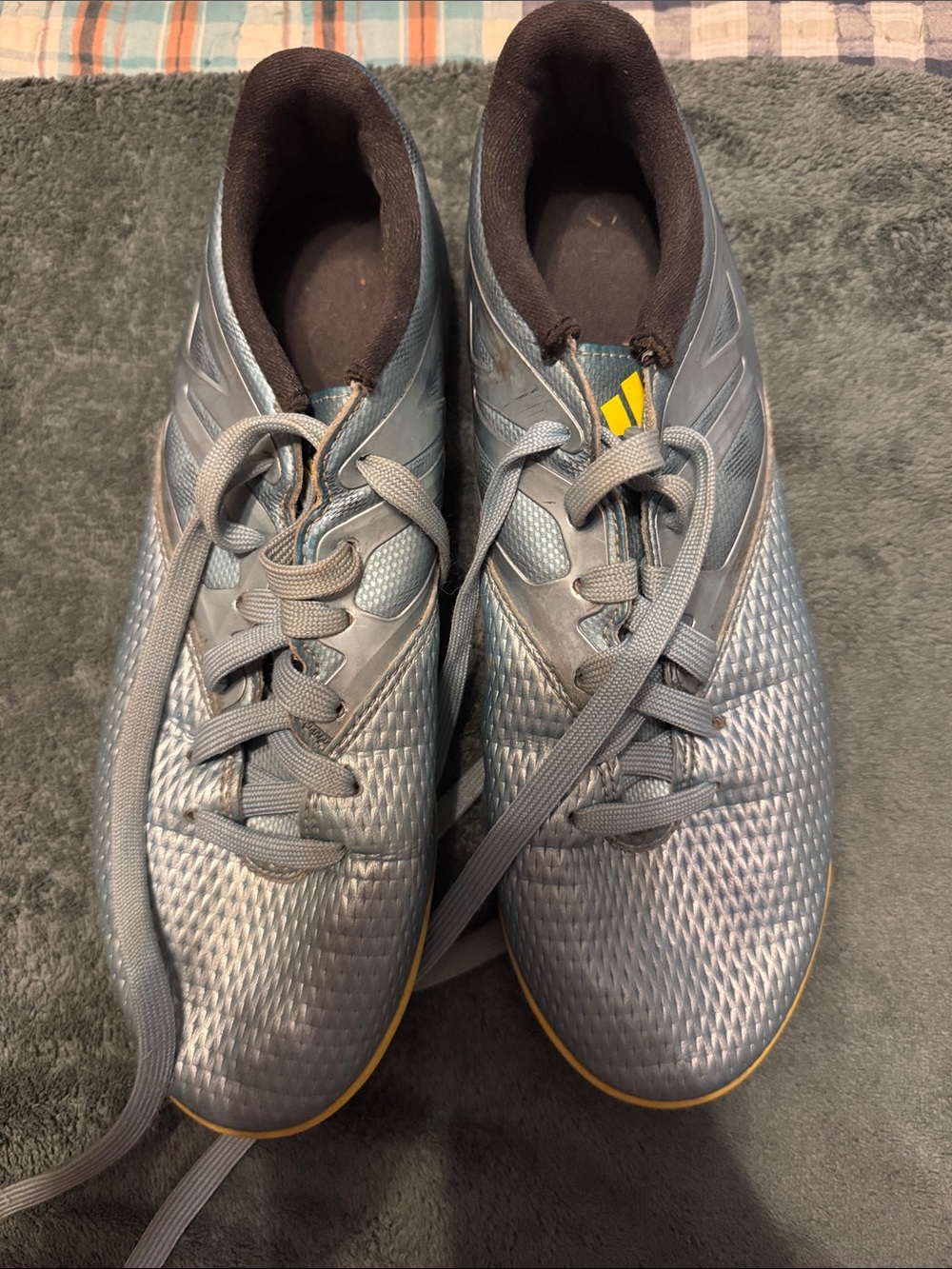 Men's Blue Athletic Indoor Soccer Shoes - Low-Profile Training Shoes